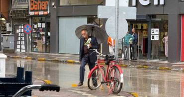Iğdır’da sağanak yağış hayatı olumsuz etkiledi