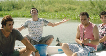 İki İyi Çocuk Filmi Konusu Nedir?