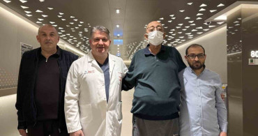 İki Kişinin Karaciğeriyle Yeniden Hayata Döndü