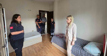 İl sağlık müdürü Başaran Akça, Kavaklıdere'deki sağlık tesislerinde incelemelerde bulundu
