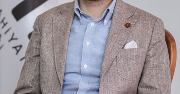 İlahiyat Yıldızları Ödülleri Kitap Okuma Yarışması Başvuruları Sona Eriyor