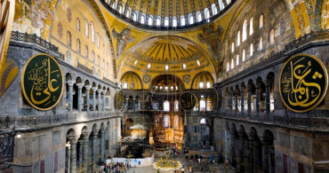 İlahiyatçı Mustafa İslamoğlu: Ayasofya'nın Camiye Çevrilmesi Kur'an'a Aykırıdır