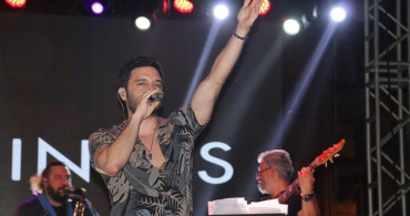 İlyas Yalçıntaş Hatay'da Coşkuyla Konser Verdi