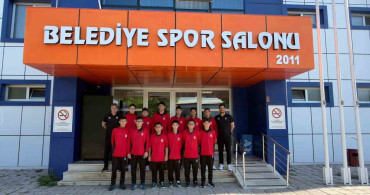 İnegöl Belediyespor Midi Erkekler Voleybol Takımı Türkiye Şampiyonası'nda