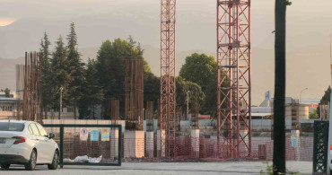İnegöl'de Fabrika İnşaatında İş Kazası: 1 Yaralı