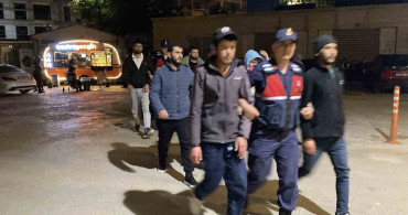 İnegöl'de Kaçak Giriş Yapan 7 Yabancı Yakalandı
