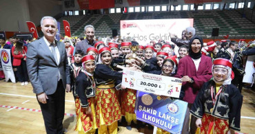 İnegöl'deki Altın Adımlar Yarışması'nın Kazananları Belli Oldu