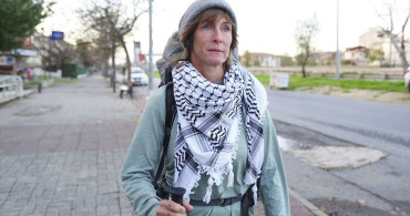 İngiliz Aktivist Ruth Herbert’in Filistin İçin Destek Yürüyüşü
