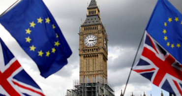 İngiltere Avam Kamarası'ndan Flaş Karar: Brexit Ertelendi !