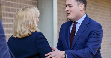 İngiltere'de Kent Üniversitesi'nde Menenjit Salgını: 2 Kayıp