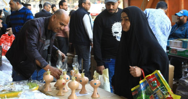 Irak'ta Elektrik Kesintileri Nedeniyle 'Lale' Lambalarına Talep Artıyor