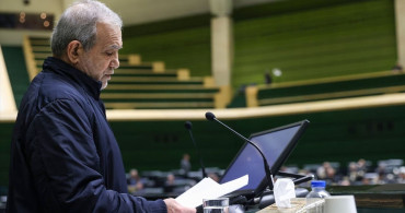 İran Cumhurbaşkanı Pezeşkiyan: Geçim Sorunları Çözülmediği Sürece İktidarda Kalmam