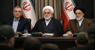 İran’da “Geçici Liderlik Konseyi” resmen devrede