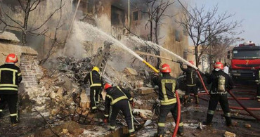 İran'da Korkutan Olay: Savaş Uçağı Spor Salonunun Üzerine Düştü! 