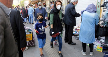İran'da Okullar 16 Mayıs'ta Yeniden Açılıyor