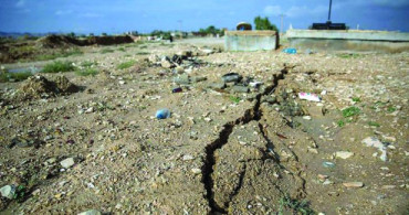 İran'ın Batısında 5.1 Şiddetinde Deprem 