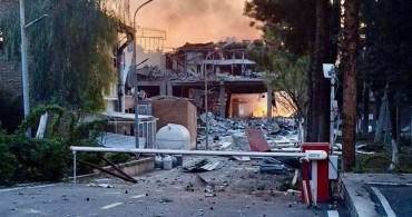 İran'ın Tarihi Araştırma Merkezi Vuruldu