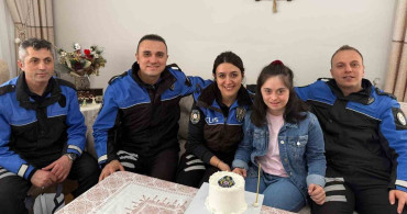 İrem Hataş’ın Doğum Gününde Polis Üniforması Sürprizi