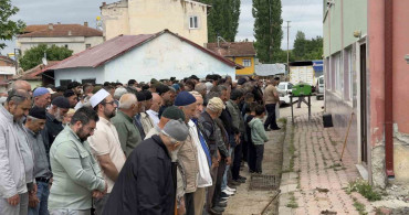 İş kazasında hayatını kaybeden genç işçi son yolculuğuna uğurlandı