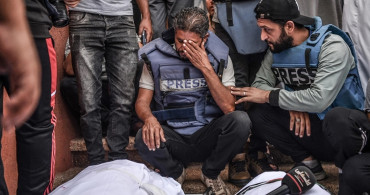 İşgalci İsrail bunu da yaptı: Gazetecileri hedef aldı