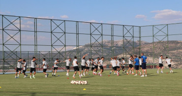 İşitme Engelli A Milli Futbol Takımı Burdur'da Olimpiyat Hazırlıkları Yapıyor