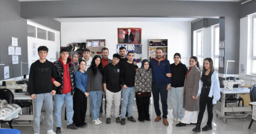 İşitme Engelli Öğrencilerin Moda Tasarımı Başarısı