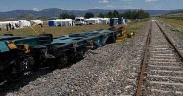 İslahiye'de Tren Vagonları Kontrolden Çıktı
