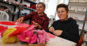 Isparta'da Kadınlar Keçeden Ürünler Üreterek Ekonomik Bağımsızlık Sağlıyor