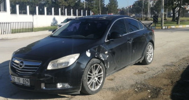 Isparta'da Otomobil ve Motosiklet Çarpıştı: 1 Yaralı