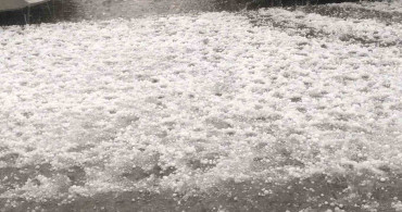 Isparta'da Sağanak Yağış ve Dolu Zararı