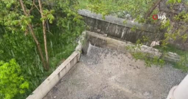 Isparta'da Sağanak Yağış ve Eğirdir'de Dolu Hasarı