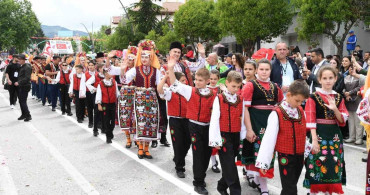 Isparta'da Uluslararası Gül Festivali Coşkusu
