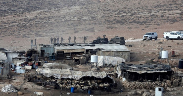 İsrail, Batı Şeria'daki Filistin Evlerini Yıkmaya Devam Ediyor