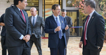 İsrail Cumhurbaşkanı Herzog, ABD'li Temsilci Waltz ile Görüştü