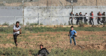 İsrail Güçleri Gazze'de 49 Filistinliyi Yaraladı