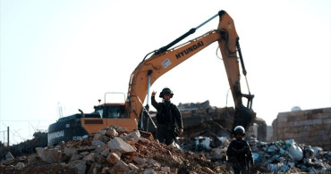 İsrail, Ramallah ve Kudüs'te Filistinlilere Ait Yapıları Yıktı