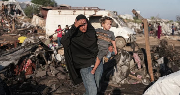 İsrail'in Gazze saldırısında anne ve 1 yaşındaki kızı hayatını kaybetti