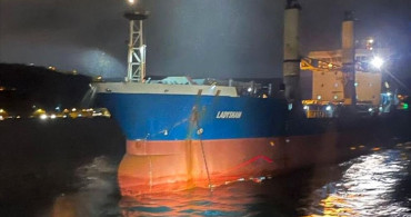 İstanbul Boğazı'nda Arızalanan Kuru Yük Gemisi Kurtarıldı