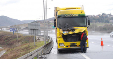 İstanbul Çekmeköy'de seyir halinde olan tırda yangın çıktı!