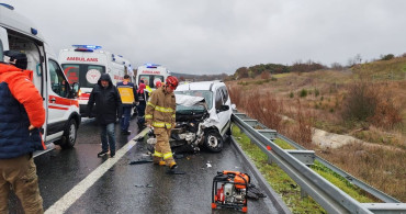 İstanbul-İzmir Otoyolu'nda Zincirleme Trafik Kazası: 1 Ölü, 10 Yaralı