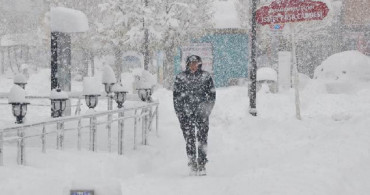 İstanbul özel sektör çalışanları 10 Mart Perşembe idari izinli sayılacak mı, tatil mi? İstanbul'da market çalışanları ve işçiler izinli mi?