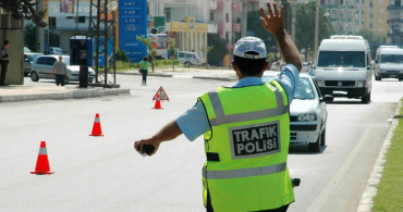 İstanbul Valiliği tek tek açıkladı: Cumhuriyet Bayramı sebebiyle bazı yollar trafiğe kapatılacak