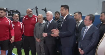 İstanbul Valisi Davut Gül Grekoromen Milli Takımını Ziyaret Etti