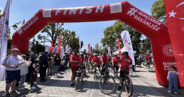 İstanbul'da 19 Mayıs Bisiklet Turu Coşkusu