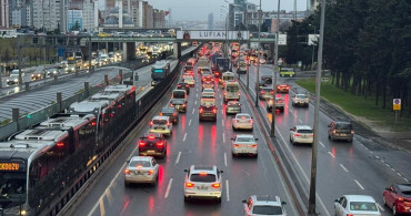 İstanbul'da Akşam Trafiği %87 Yoğun