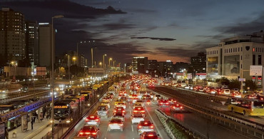 İstanbul'da Akşam Trafik Yoğunluğu Yüzde 83