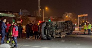 İstanbul'da Ambulans ve Araç Çarpışması: Üç Yaralı