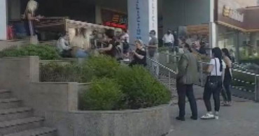 İstanbul'da AVM'de Yangın!