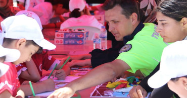 İstanbul'da emniyet kemerinin önemi simülasyon aracıyla anlatıldı