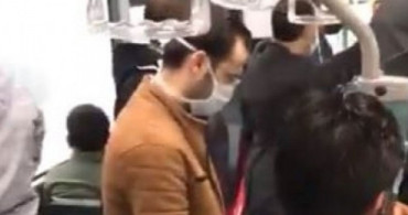İstanbul'da Metrobüste Sosyal Mesafe Kuralına Dikkat Edilmedi